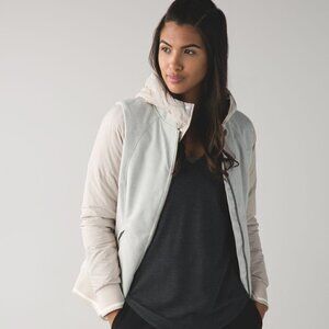 Lululemon Chilly Bomber- Rare OG Down Filled Bomber Winter Jacket- Size 6